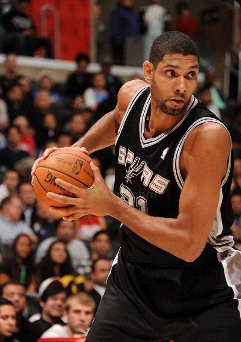 在锋线引援 在锋线引援